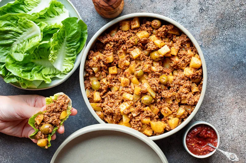 Picadillo con papas {le plat cubain au bœuf haché et pommes de terre}
