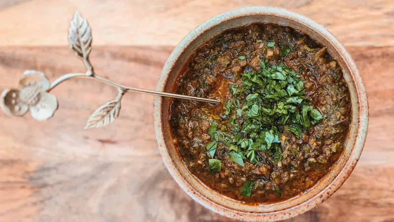 Sauce chimichurri des récoltes, aux légumes grillés