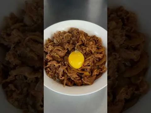 Le gyudon : Le bol de bœuf mijoté japonais