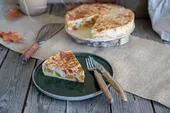 Quiche sans pâte aux courgettes et tomates
