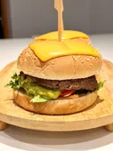 Burger Mexicain au Guacamole et Cheddar Fondant