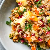 Salade automnale au quinoa, butternut, pommes et noix
