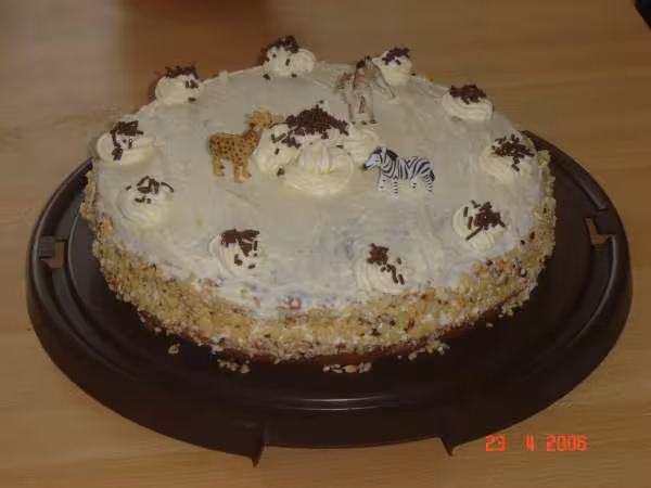 Gateau fourre fraises chantilly