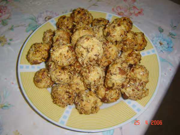 Gateaux aux amandes et raisins secs