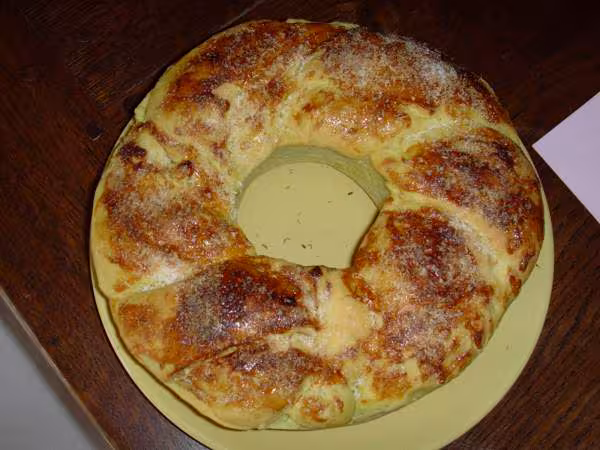 Couronne tresse a la poudre de noisette d apres saveur
