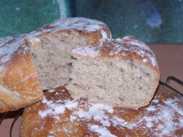 Pain quinoa quinoa tranche