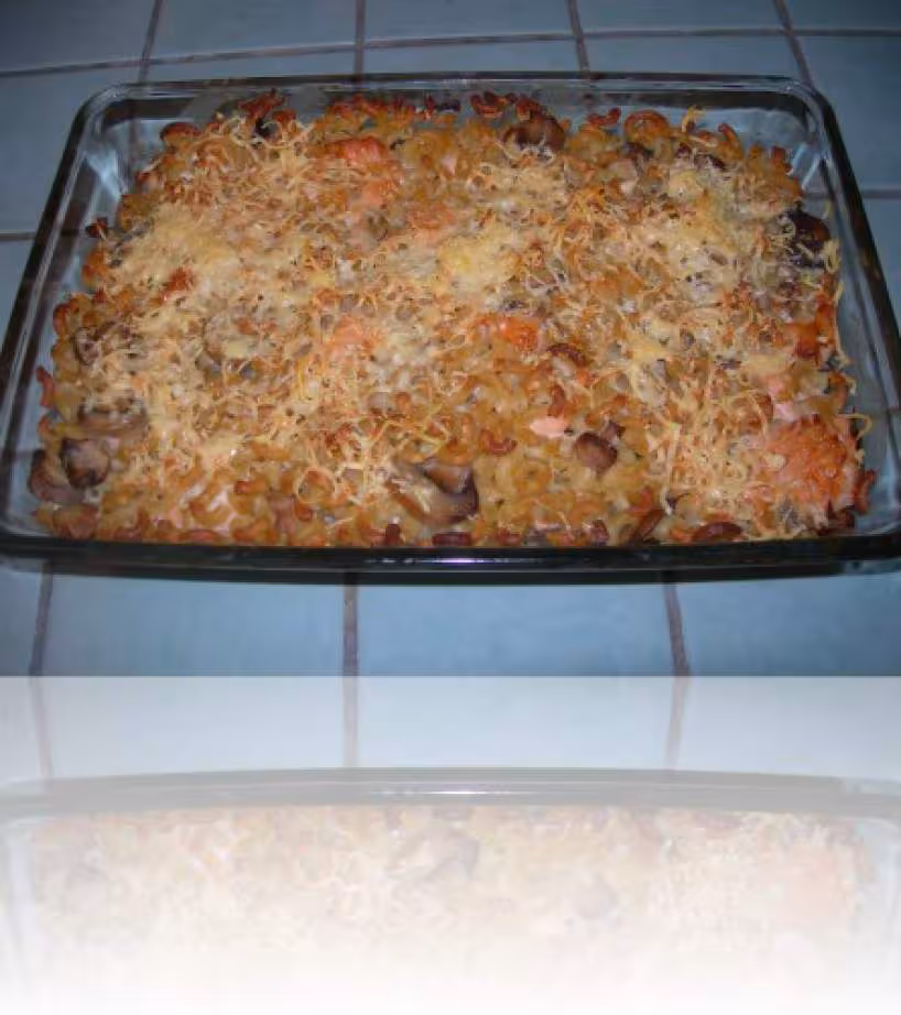 Gratin de pates au saumon et champignons