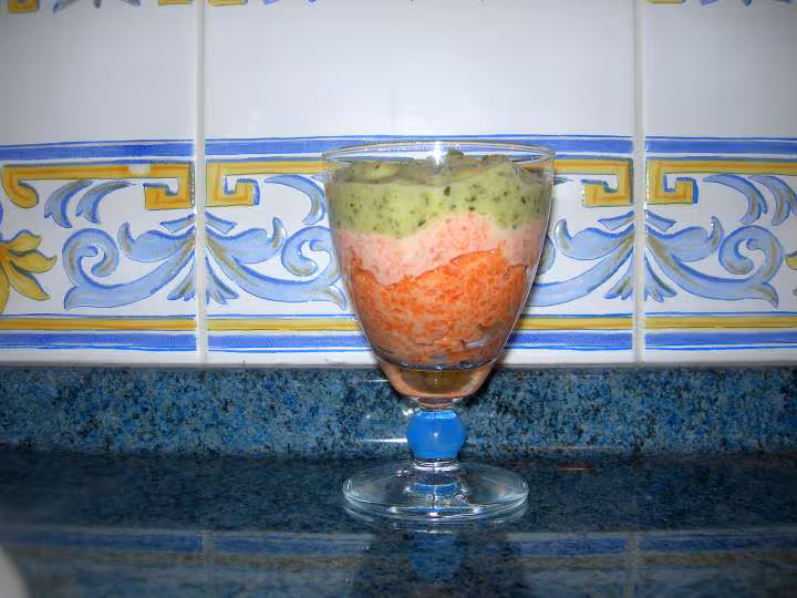 Verrine de saumon fume mousses de legumes