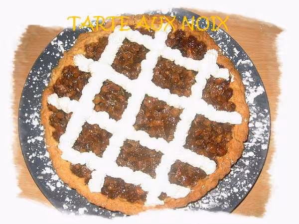 Tarte aux noix sauce caramel