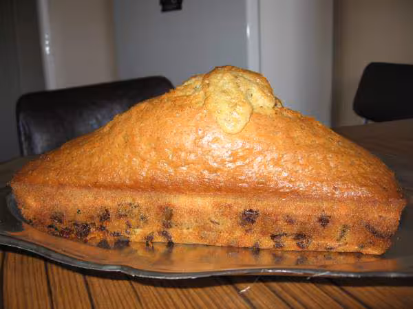 Cake au pepites de choc raisins et ecorce d orange