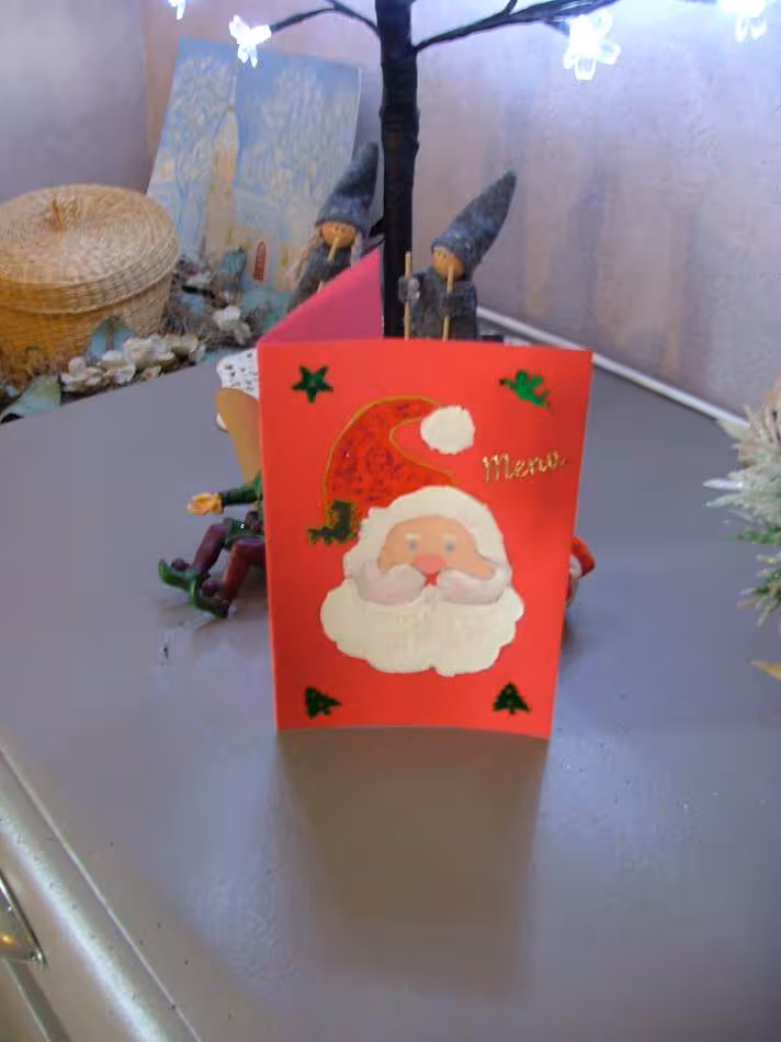Menu de noel fait main peinture et petites decos