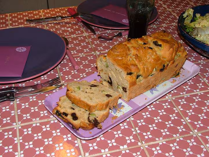 Mon cake courgette olives coupe