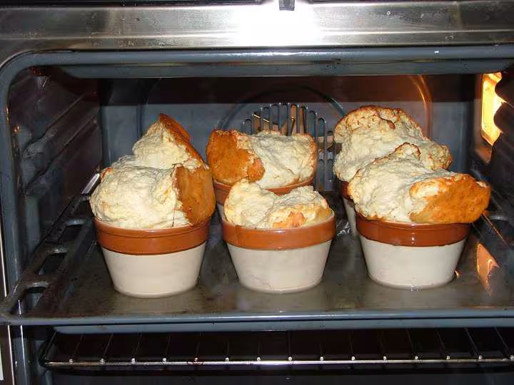Souffles au fromage fin de cuisson