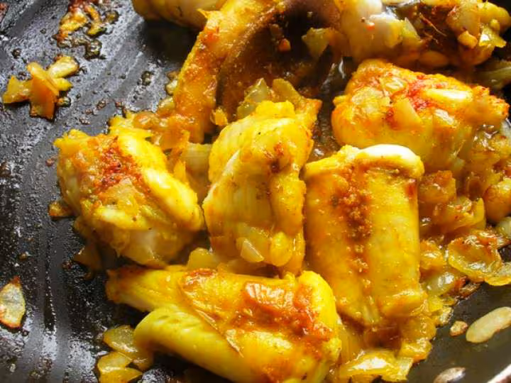 Tajine de lotte aux feves et citrons confits