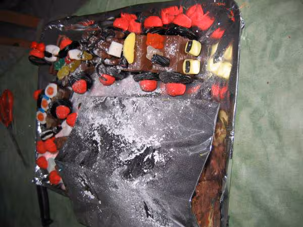 Gateau petit train genoise bonbons