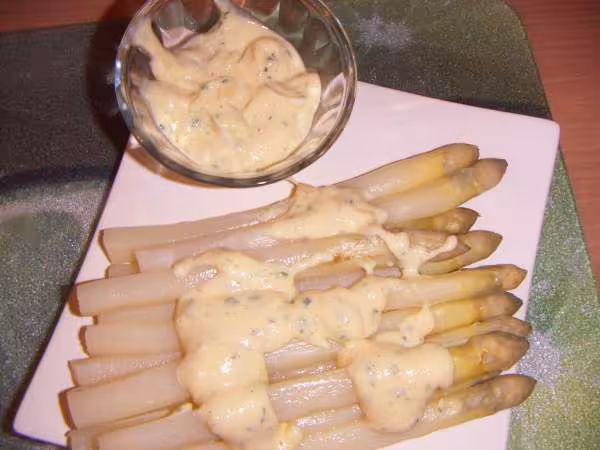 Asperges a la sauce mousseline wwet