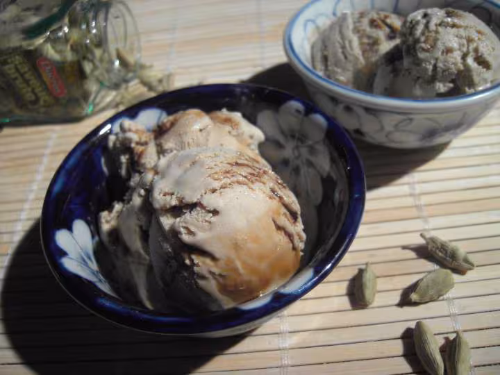 Creme glacee cafe cardamome