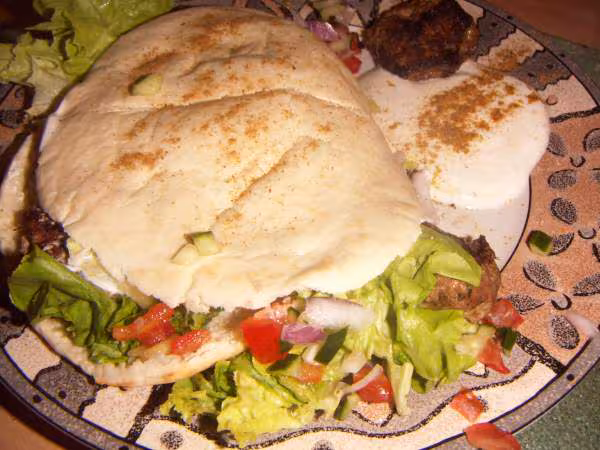 Pita fourree aux keftas au cumin wwet