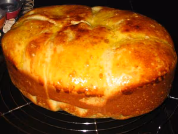 Brioche du boulanger au four en cocotte