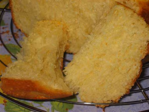 Brioche du boulanger au four en cocotte