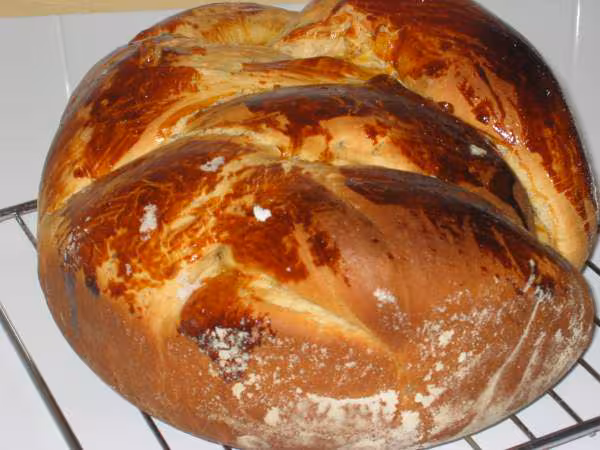 Brioche kinou a la cannelle et ecorces d oranges confites