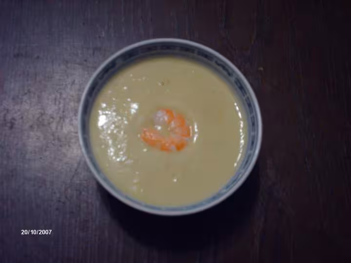Veloute de courgettes aux crevettes