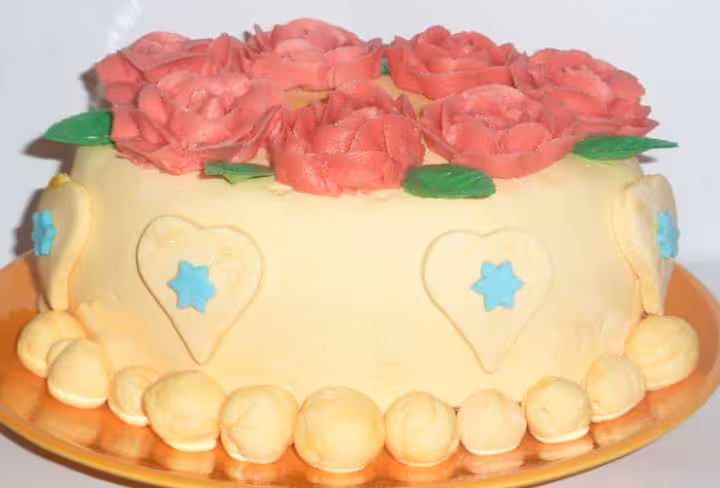 Essai 1 roses en creme au beurre