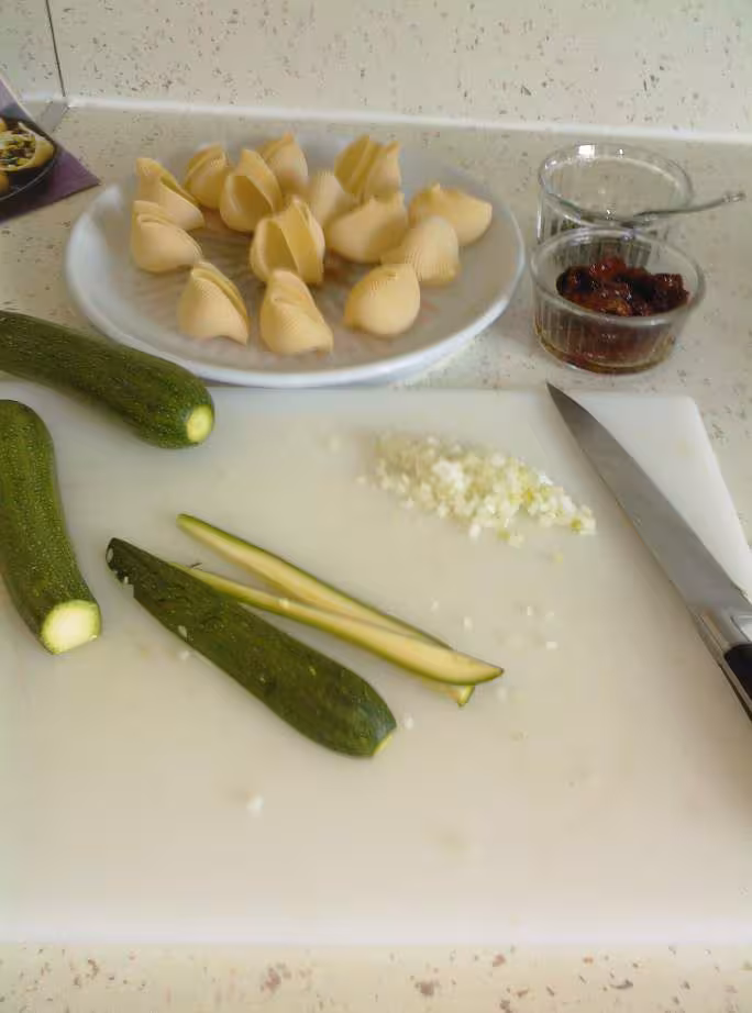 Preparation grosses pates coquilles a l italienne