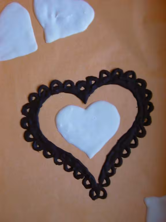 Coeur de dentelle en chocolat