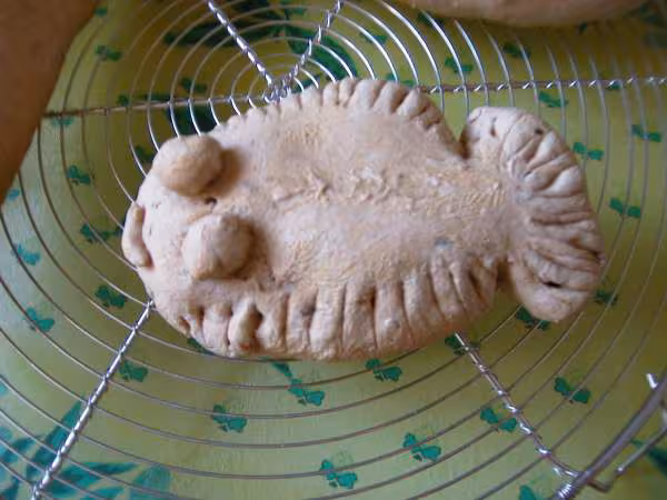 Pain poisson plat