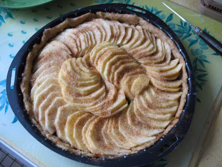 Tarte pomme pruneaux citron cru