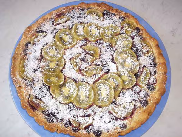 Quiche aux mures et kiwis