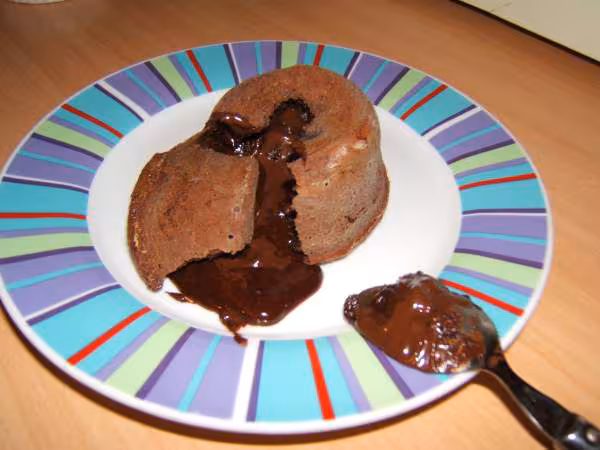Vue plongeante dans 1 coulant tout choco