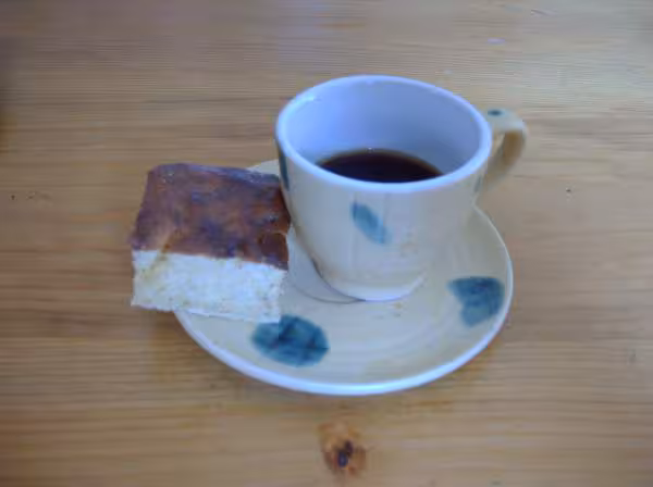 Delice moelleux au chocolat blanc et aux noisettes ww