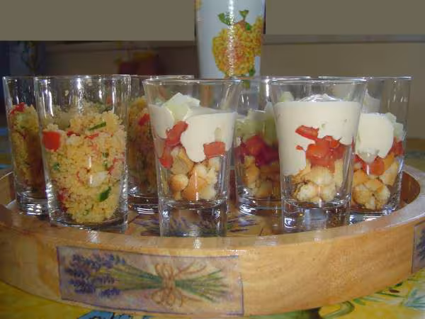 Verrines au taboule et verrines colorees