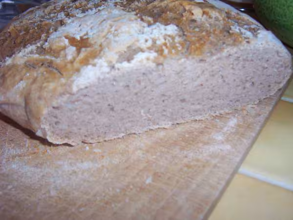 Miche de campagne tranchee