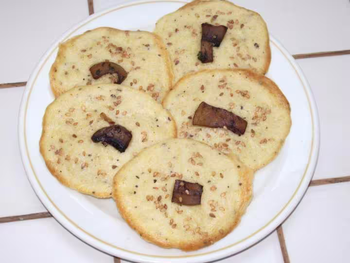 Tuiles sesame et champignons