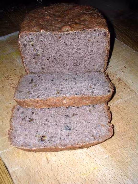 Pain a la farine de chataigne et pecans