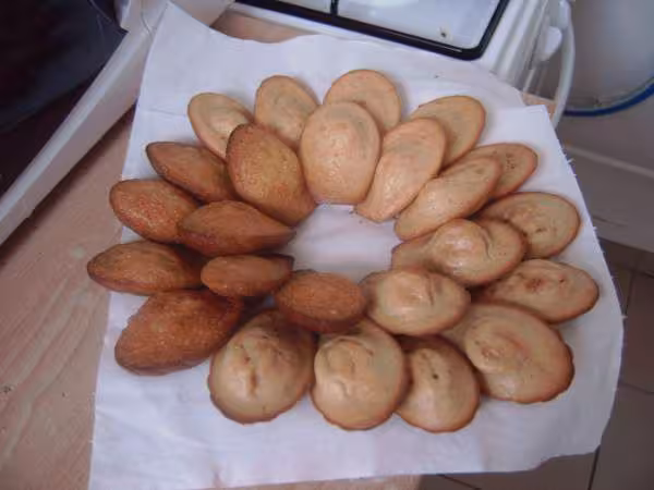 Des madeleines avec une petite bosse