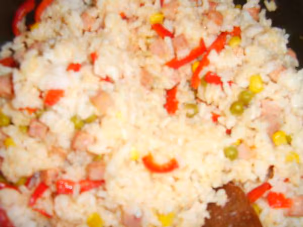 Riz poiuvron mais jambon