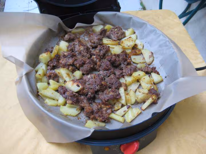 Pommes de terre et steack hache