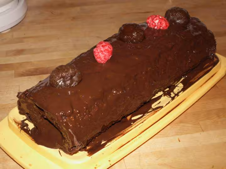 Buche a la creme de marron et chocolat