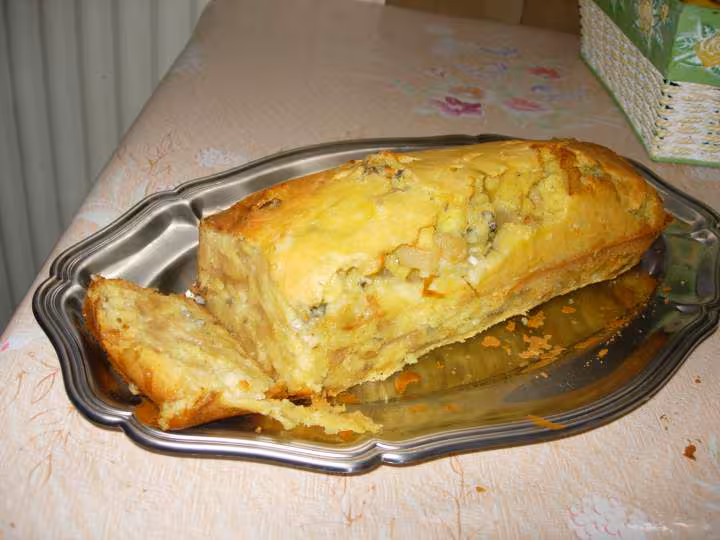 Cake au roquefort et poires