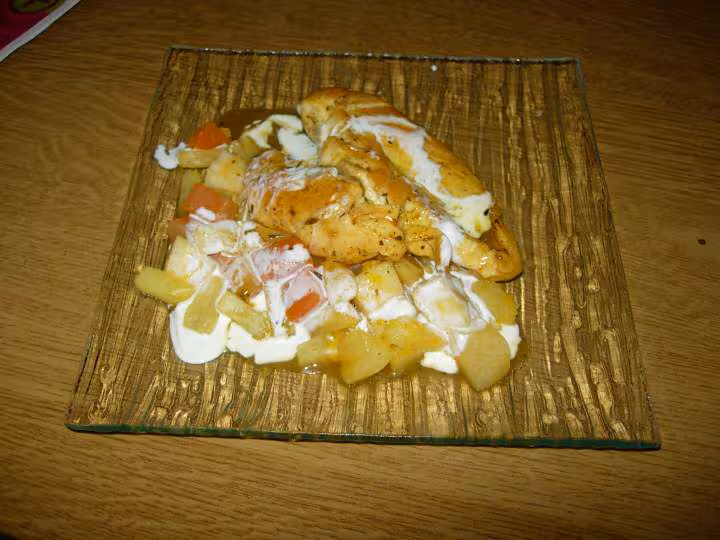 Poulet au crry et aux fruits exotiques