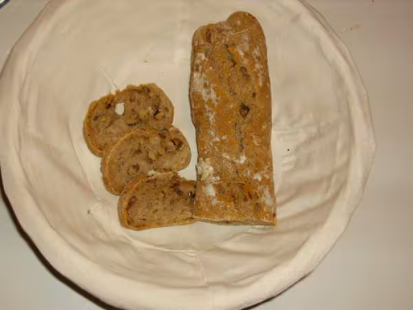 Pain paysan aux noix