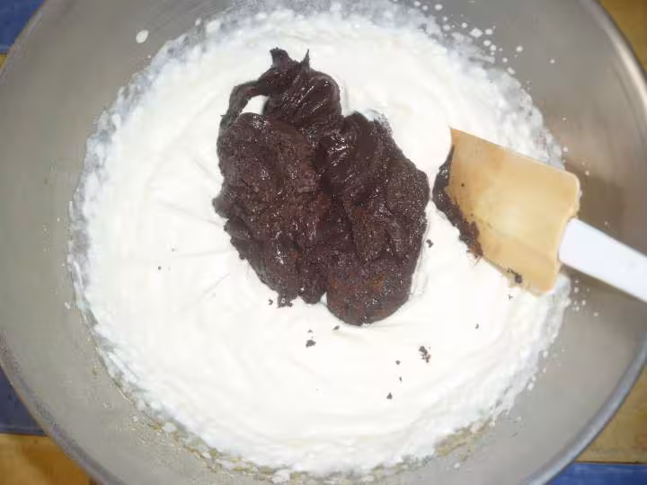Craquant a la mousse au chocolat framboises et speculoos