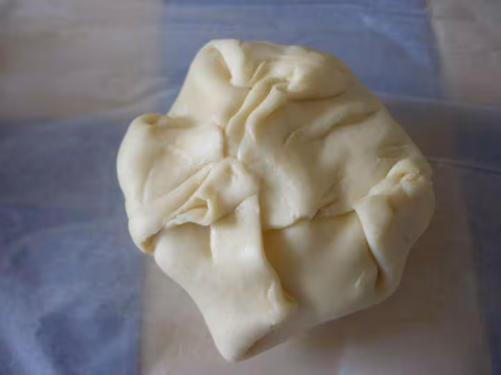 Douillons aux pommes caramel aux eclats de noisettes