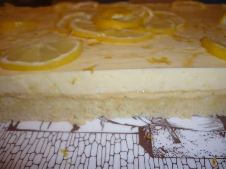 Mousse de citron sur biscuit recette de poriotine