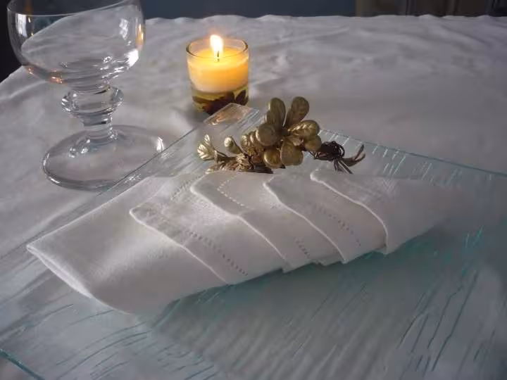 Pliage de serviette le cone