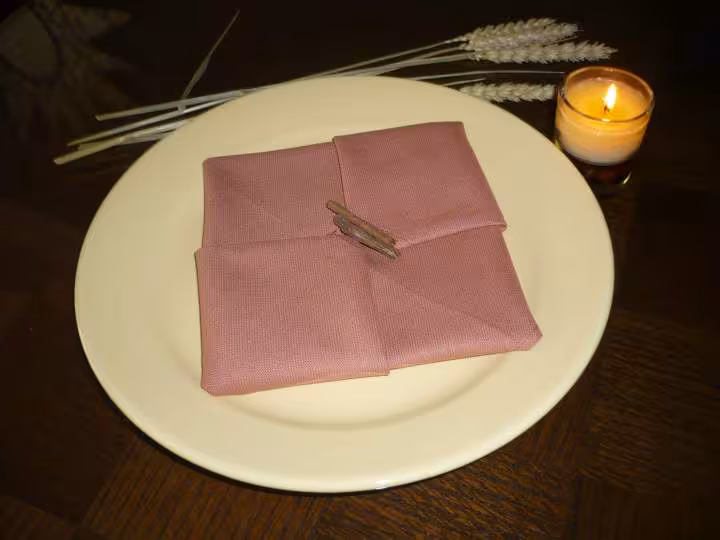 Pliage de serviette le damier